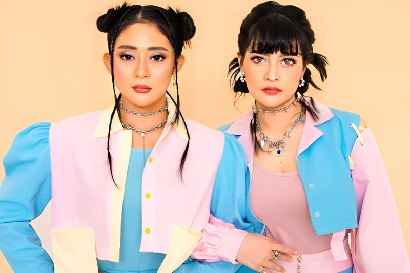 Duo Anggrek Rilis Album "Mekar", Layani Musik Dancedhut Terbaru