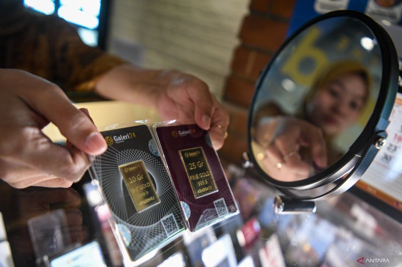 Harga Emas Antam Naik Rp20.000, Kini Jadi Rp1.463.000 per Gram