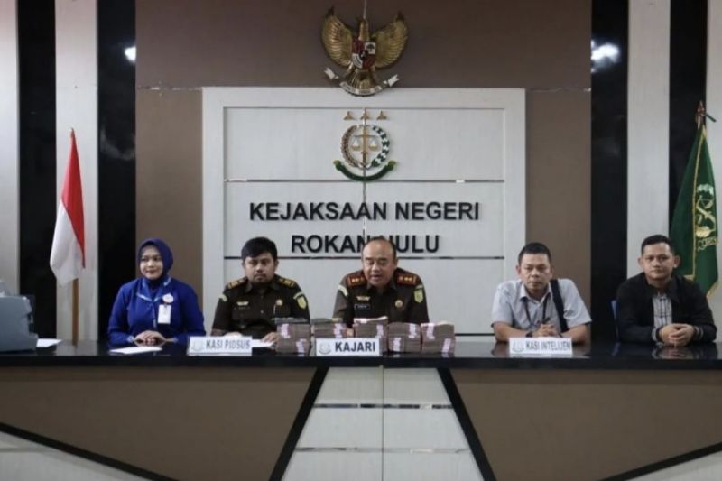 Proses Hukum Kades Rokan Hulu Berlanjut Meski Uang Dikembalikan