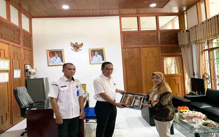 Dapat Kunjungan ANRI, Dispusip Kalteng Harap Dukungan Pelatihan Kearsipan