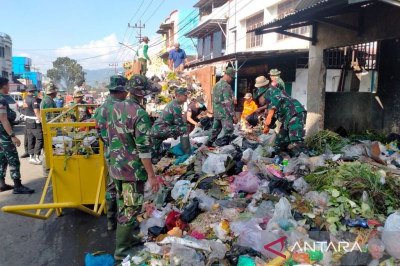 DLH Rejang Lebong Optimalkan Pengelolaan Sampah di TPA