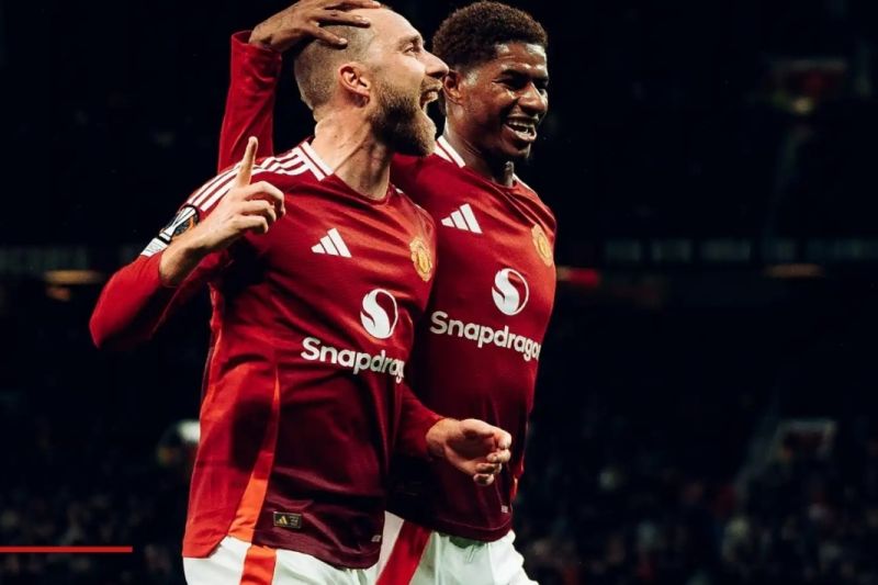 FC Twente Menahan Imbang Manchester United 1-1 di Liga Europa