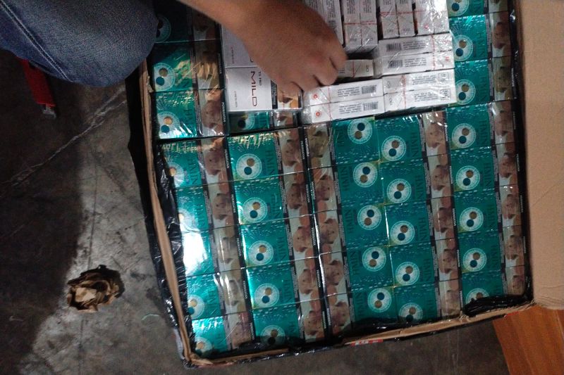 Satpol PP Karawang Sita Ratusan Ribu Batang Rokok Ilegal