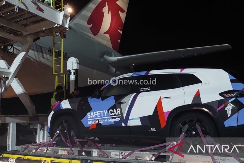 Logistik MotoGP Mandalika Tiba di Lombok, 377 Ton Siap Balap