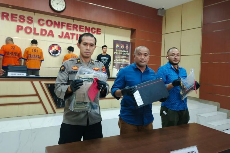 Polda Jawa Timur Tangkap Sindikat Pencurian BTS Tower di Madura