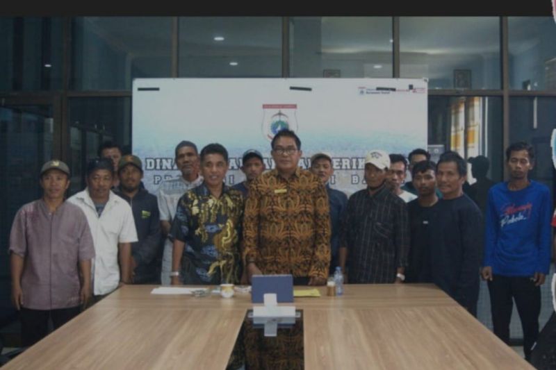 Pemerintah Sulbar Berikan Alat Tangkap untuk Tingkatkan Produksi Perikanan