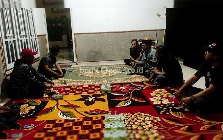 Antusiasme Warga Sambut Supian Hadi di Desa Sungai Rangit Kobar