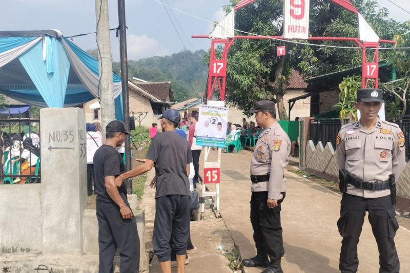 Ilustrasi: Personel Polresta Bandarlampung sedang bersiaga melakukan pengamanan di lokasi kampanye. ANTARA/HO-Polresta Bandarlampung.