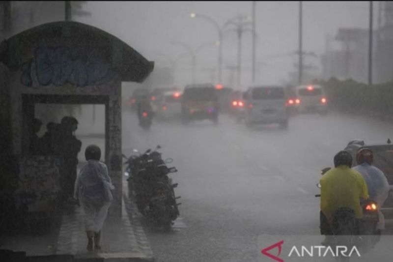 Waspada Hujan Lebat dan Angin Kencang di Sumatera Utara