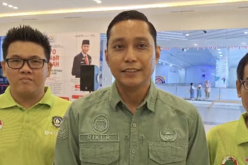 Kepala Diskop UKM Kepri Riki Rionaldi. ANTARA/Jessica