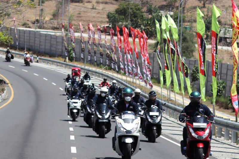 Dukung Pembalap Indonesia, Astra Honda Gelar Turing ke Mandalika
