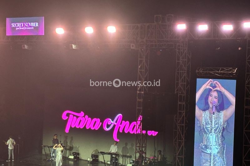 Tiara Andini Memukau Sebagai Pembuka Konser Secret Number di Jakarta