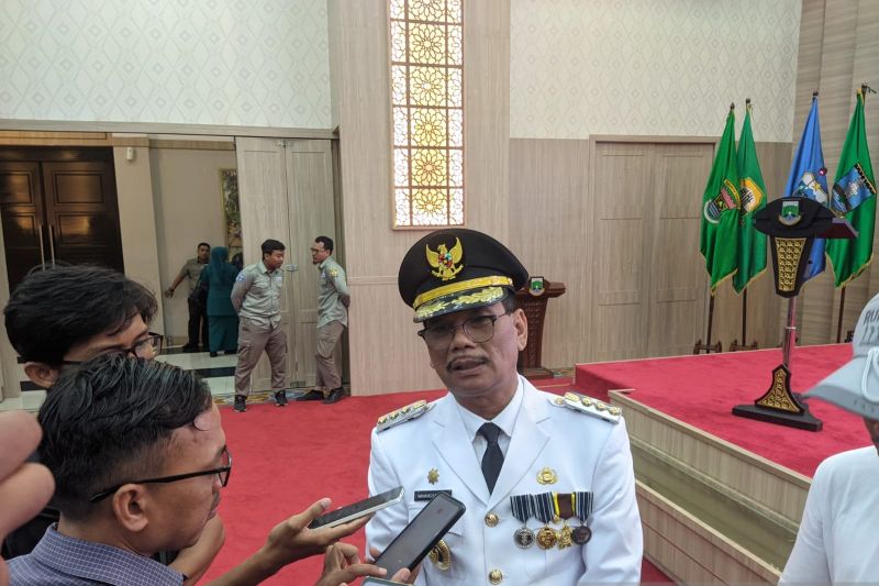 Pj Wali Kota Serang Nanang Saefudin, di Serang, Banten, saat usai di lantik, Sabtu (21/9/2024). (ANTARA/Desi Purnama Sari)