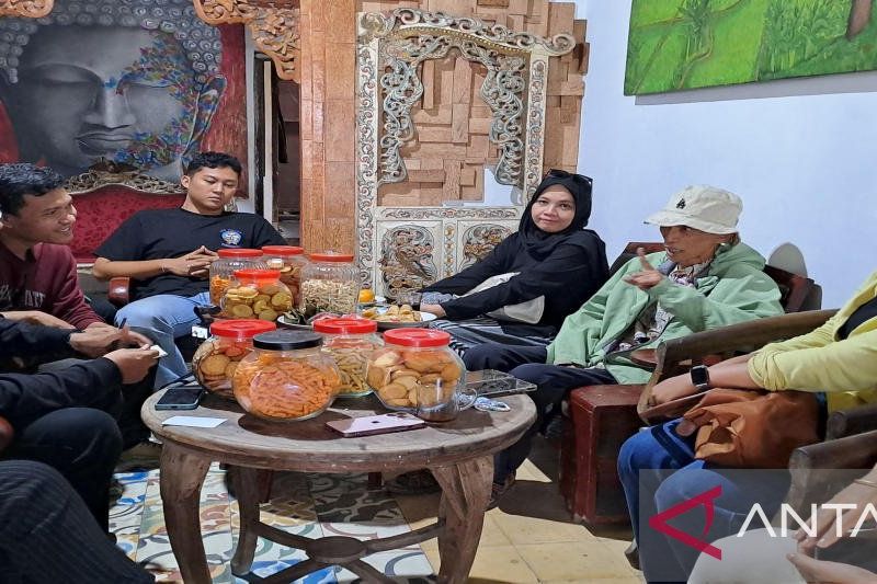 Mahasiswa UGM Pelajari Manajemen Festival Lima Gunung XXIII