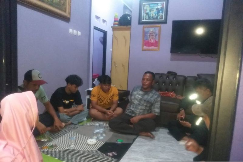 Polisi Selidiki Pelajar Terkait Video Viral Pengacungan Senjata