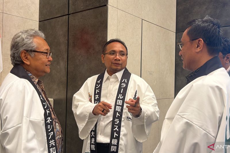 Menteri Agama Tindak Lanjuti Temuan Sertifikasi Halal Produk