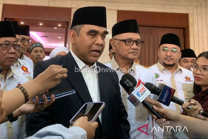 Sekretaris Jenderal DPP Partai Gerindra Ahmad Muzani usai membuka acara Rapat Pimpinan Nasional (Rapimnas) I Gerakan Muslim Indonesia Raya (GEMIRA) di Jakarta, Sabtu (21/9/2024). ANTARA/Melalusa Susthira K/aa.
