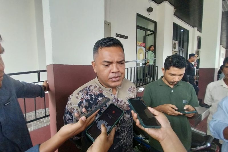 JPU Komisi Pemberantasan Korupsi, Greafik di Ternate, Senin 30/9/2024). ANTARA/Abdul Fatah (Abdul Fatah)