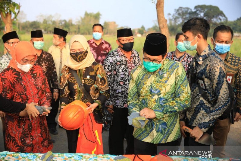 Presiden Jokowi Setujui Pengunduran Diri Dua Menteri Sebelum Pemilu