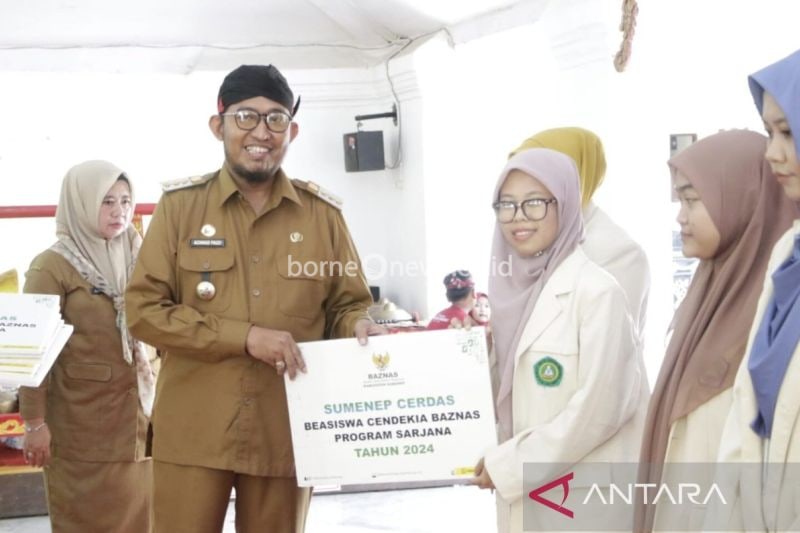 Pemkab Sumenep Salurkan Beasiswa untuk 520 Mahasiswa Lokal