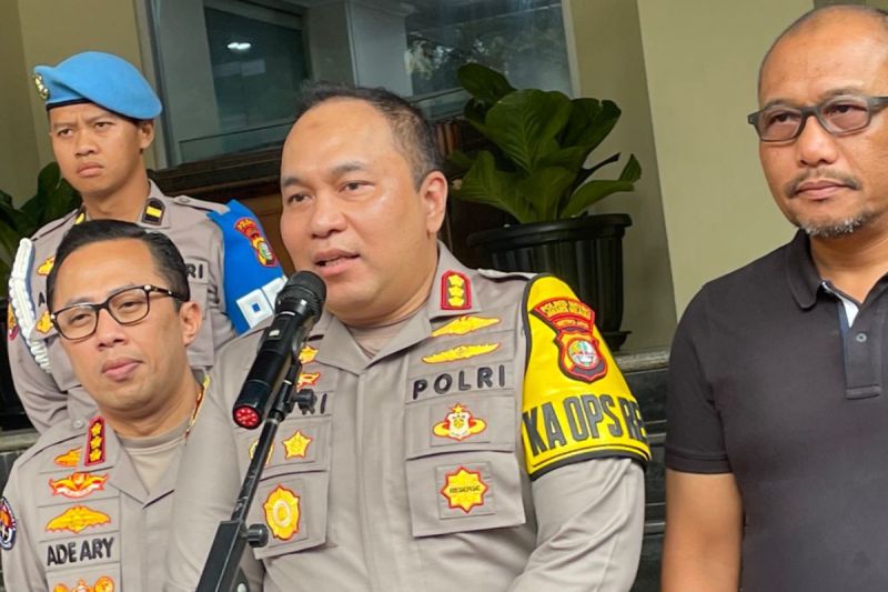 Polisi Investigasi Video Pembubaran Seminar di Jakarta