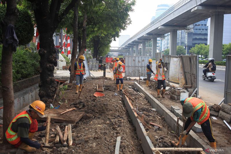 Revitalisasi Trotoar Rasuna Said dan Haryono Selesai Desember 2024