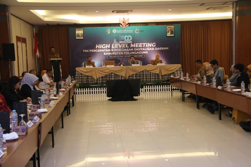 Pemkab Tulungagung Targetkan 100 Persen Transaksi Non-Tunai di 2025