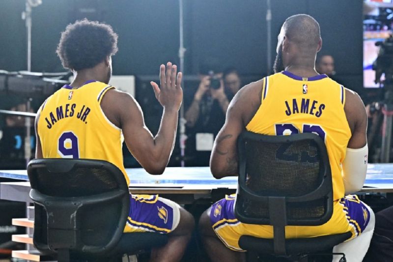 LeBron James sambut musim ke-22 bersama Lakers dengan optimis