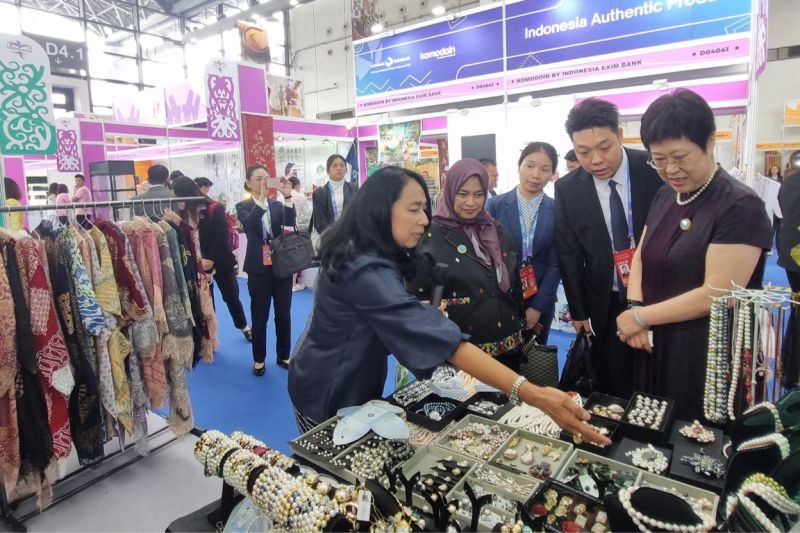 Kementerian Perdagangan (Kemendag) saat melakukan kunjungan ke China-ASEAN Expo (CAEXPO) ke-21 yang berlangsung pada 24-28 September 2024 di China. ANTARA/HO-Kemendag