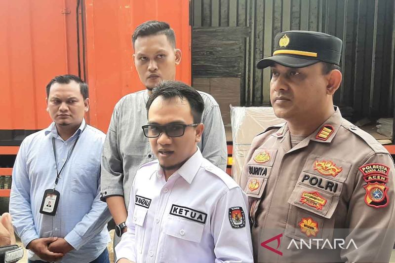 Ketua KIP Kota Banda Aceh Yusri Razali. ANTARA/M Haris SA