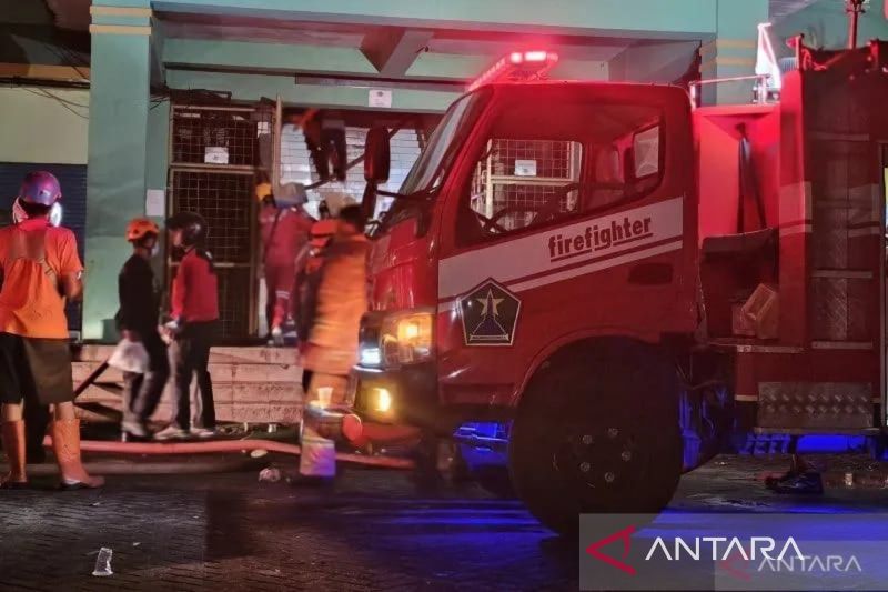 Penataan Lapak Pedagang Pasar Comboran Pasca Kebakaran Malang