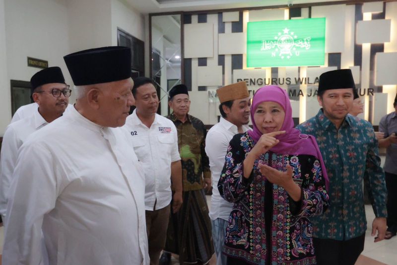 Silaturahim Khofifah dan Emil dengan Ulama PWNU Jawa Timur