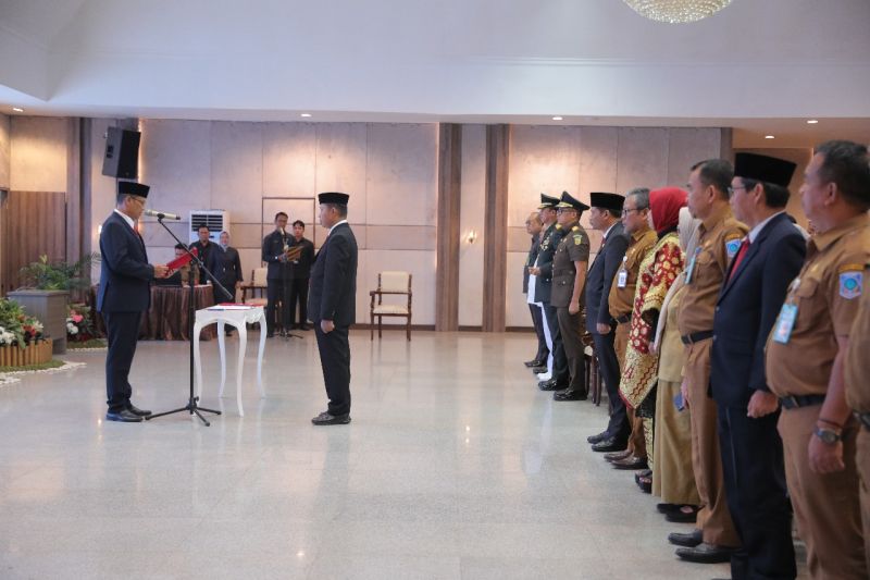 Asmawa Tosepu Dilantik Jadi Pjs Bupati Belitung Timur