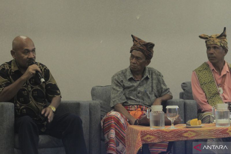 Dukungan Raja Timor untuk Status Taman Nasional Mutis Timau