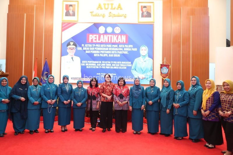 Pjs Ketua TP PKK Sulsel Resmi Dilantik dan Terima SK Pengangkatan