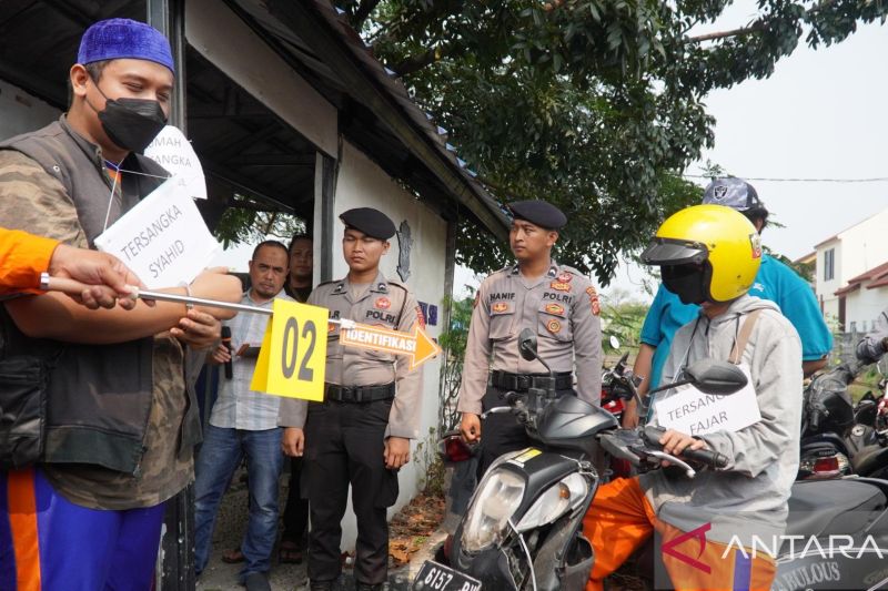 Rekonstruksi Kasus Penganiayaan Kiai NU dan Anggota Banser di Karawang