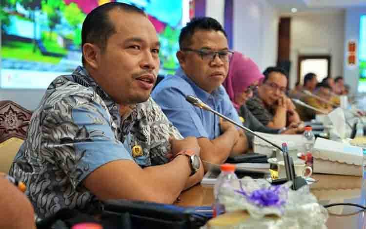 Dewan Sambut Hari Batik Nasional dengan Semangat Melestarikan Budaya