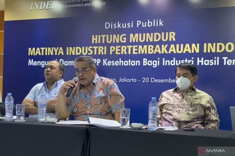 Dampak Negatif Kebijakan Kemasan Polos Pada Industri Rokok Nasional