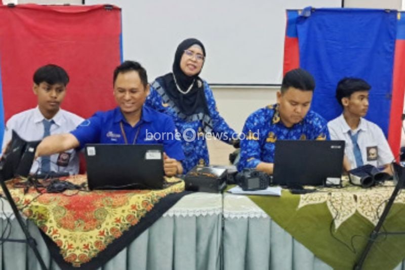 Dukcapil Jakarta Selatan Permudah Pelajar Miliki KTP-el dengan Jemput Bola