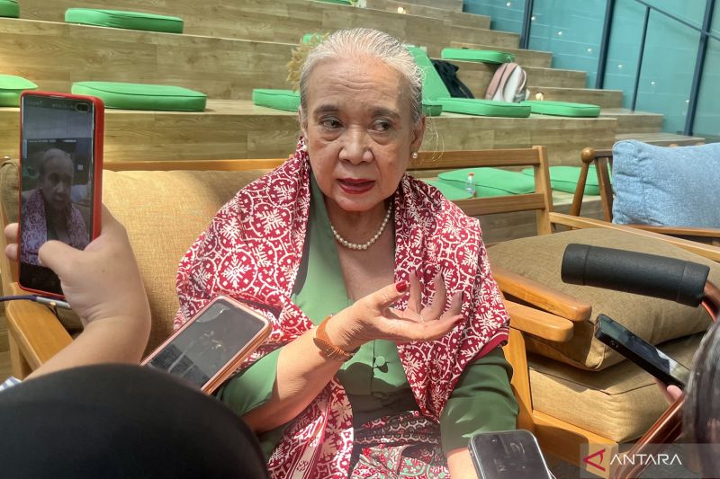 Batik sebagai Warisan Budaya dan Gaya Hidup Modern di Indonesia
