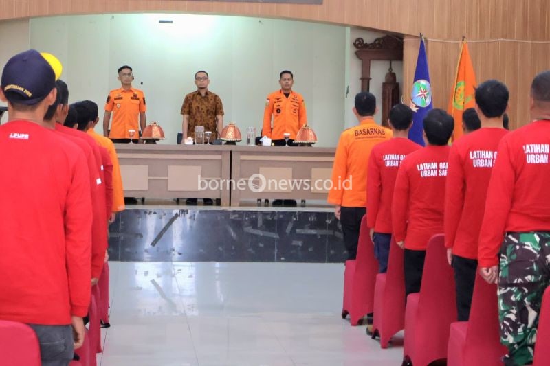 Pembukaan latihan gabungan urban SAR di Kantor Bupati Maros dan gedung eks PDAM Maros mulai 2 - 3 Oktober 2024 di Kabupaten Maros, Sulawesi Selatan, Rabu (2/10/2024). ANTARA/HO-Dokumentasi Basarnas Makassar.