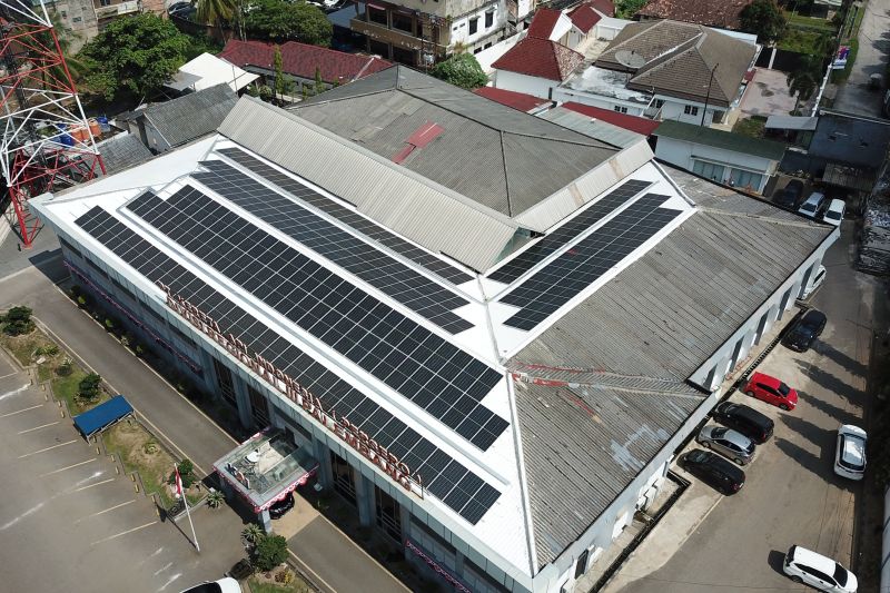 Kantor KAI Palembang Terapkan Energi Surya untuk Reduksi Emisi