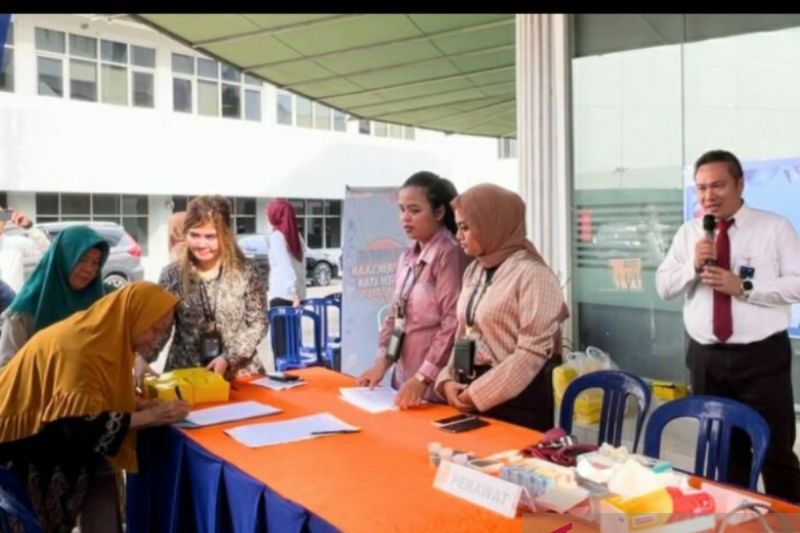 BRI Palembang Selenggarakan Pemeriksaan Kesehatan Gratis untuk Lansia