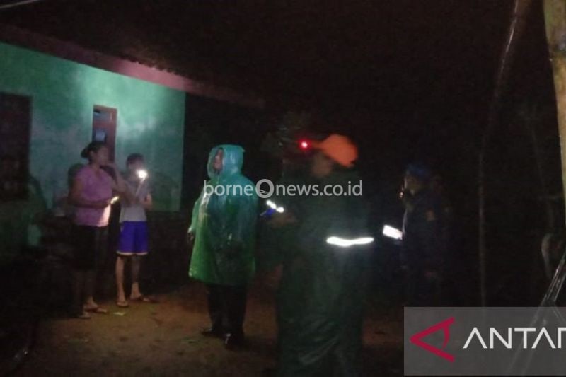 Angin Puting Beliung Rusak 30 Rumah dan 2 Masjid di Sukabumi
