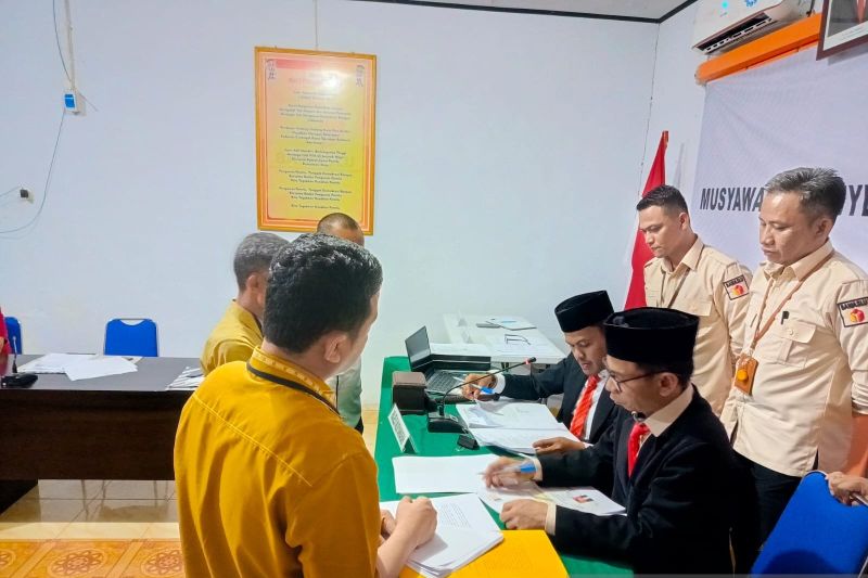Musyawarah Penyelesaian Sengketa Pemilihan yang digelar oleh Bawaslu Gorontalo Utara berlangsung di ruang sidang di kantor Bawaslu setempat. (ANTARA/Susanti Sako)