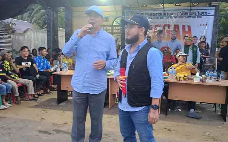 Kampanye pasangan Calon Bupati dan Wakil Bupati Barito Timur nomor urut 1, M Yamin dan Adi Mula Nakalelu di Desa Kalamus, Rabu, 2 Oktober 2024. (FOTO: AGUSTINUS BOLE MALO)