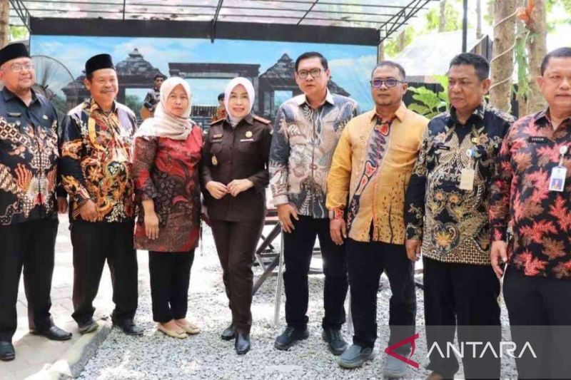 Kejaksaan Negeri Bekasi Laksanakan Penerangan Hukum untuk Desa