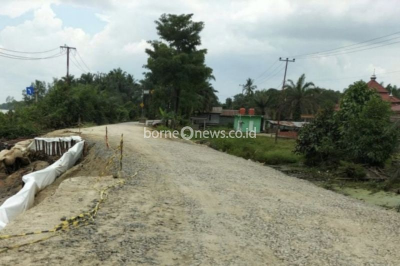 Perbaikan Jalan Longsor di Indragiri Hilir Selesai, Akses Kembali Lancar