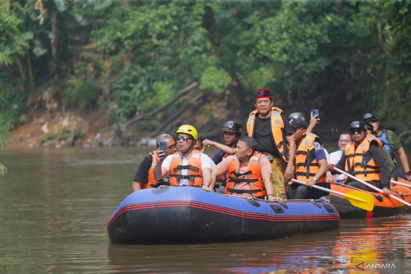 Ridwan Kamil Ofensif Bangun Ciliwung dengan Konsep Pentahelix