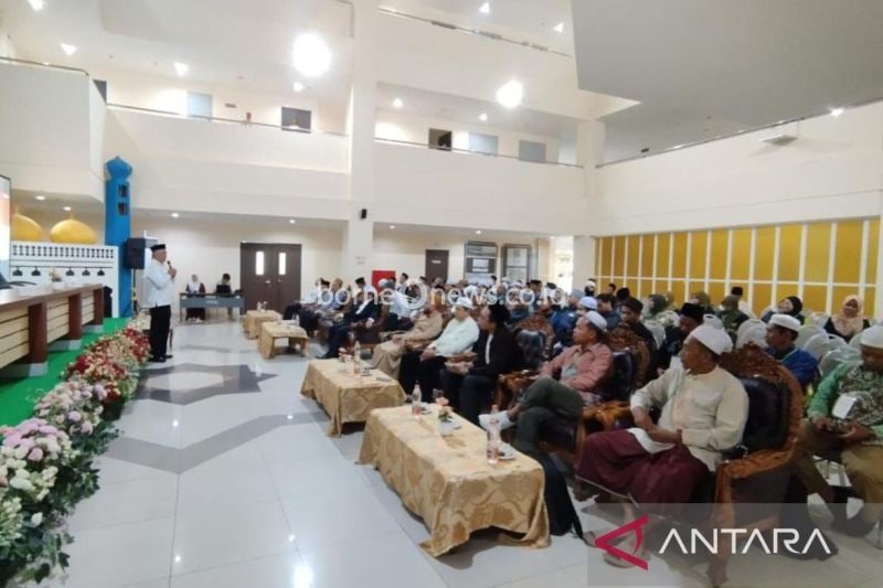 Pengembangan Ekonomi Umat di Pondok Pesantren melalui OPOP